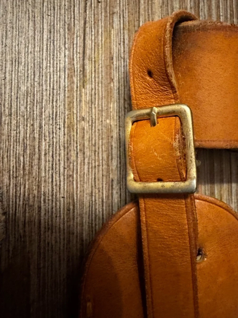 Louis Vuitton Leather Luggage Tag - Picture 9 of 10